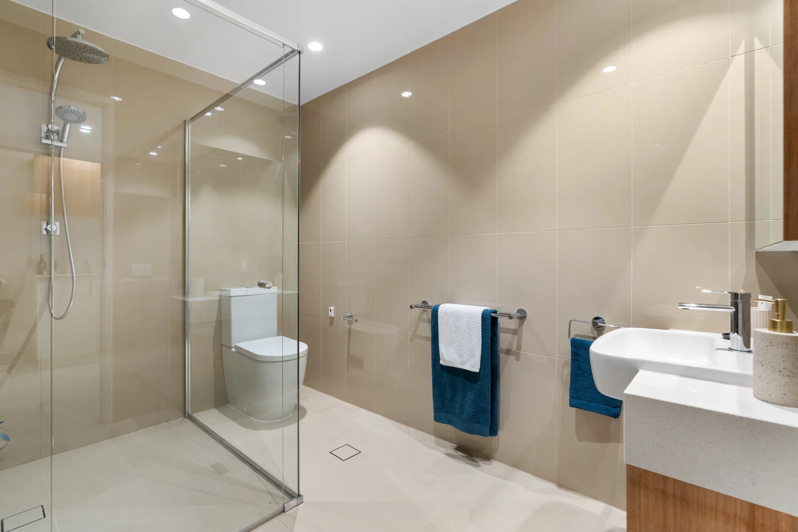 Additional image 5 of 40/2 Carramar Avenue, Glen Waverley VIC 3150