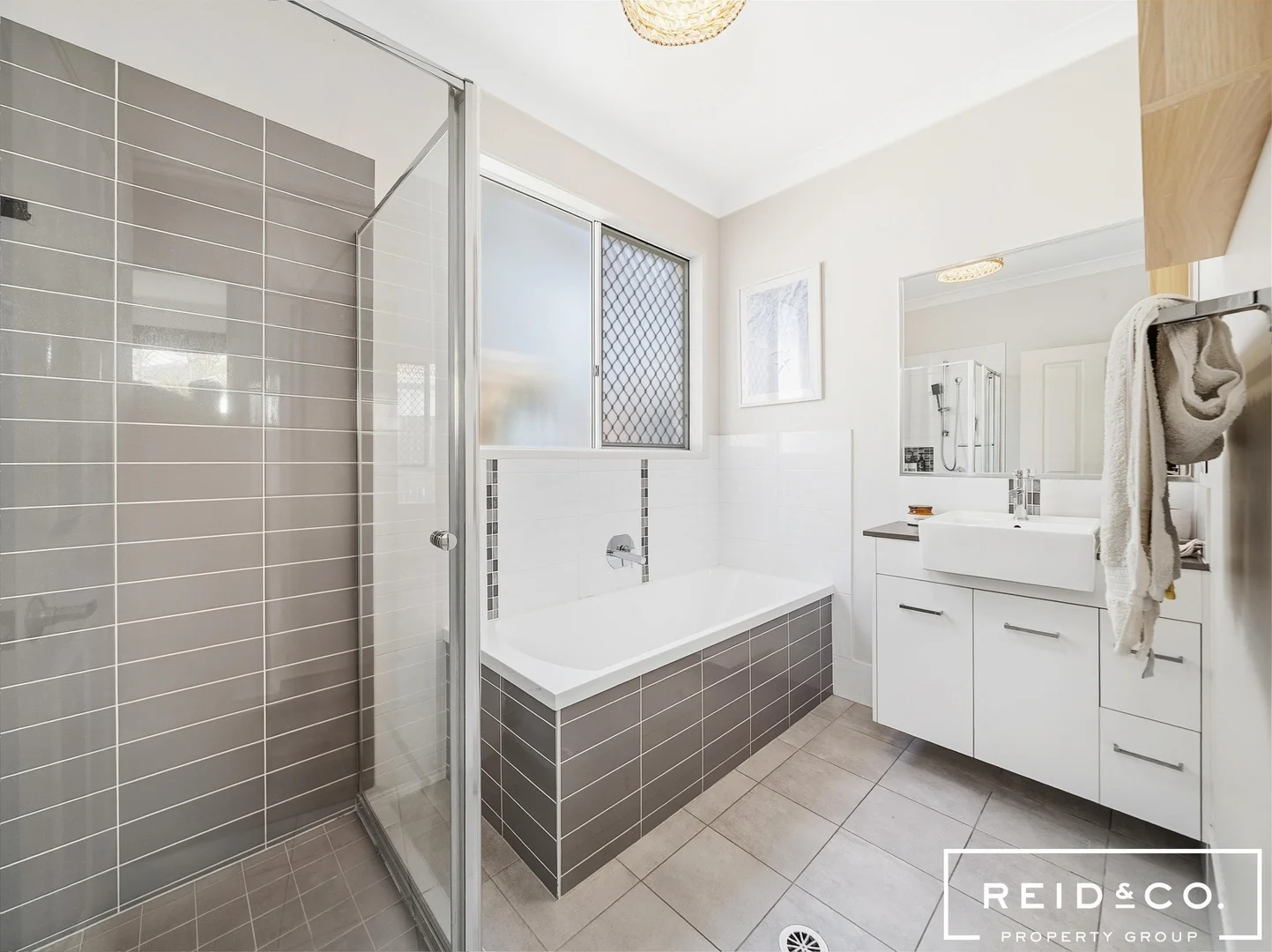 Additional image 9 of 7 Whytecliffe Parade, Woody Point QLD 4019