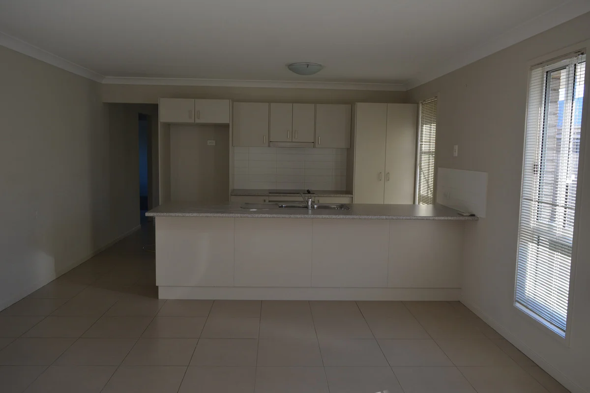 Additional image 11 of 38 Neville Drive, Branyan QLD 4670