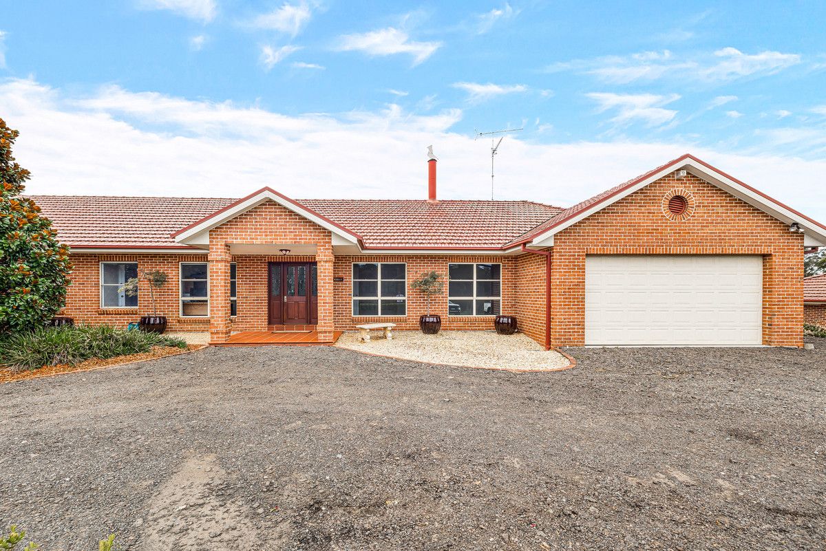 8 bedrooms House in 345 Ninth Avenue LLANDILO NSW, 2747