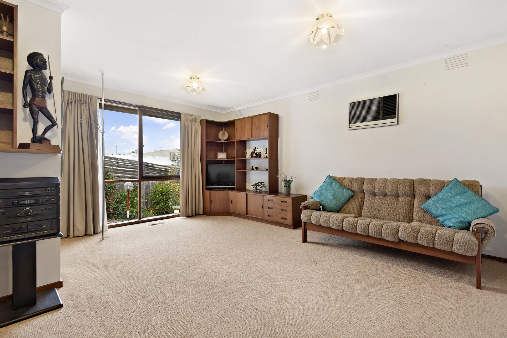 2/10 Somers Street, Burwood VIC 3125, Image 1