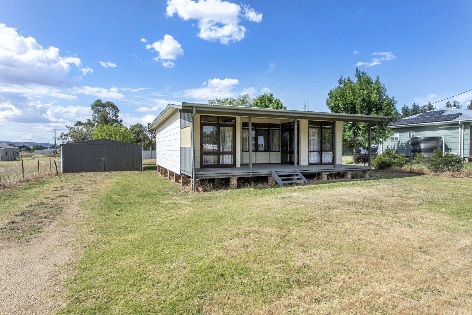 12 Broad Street, Koorawatha NSW 2807 Domain