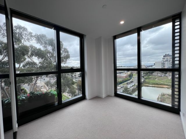 2 bedrooms Apartment / Unit / Flat in 405/3 Young Street BOX HILL VIC, 3128