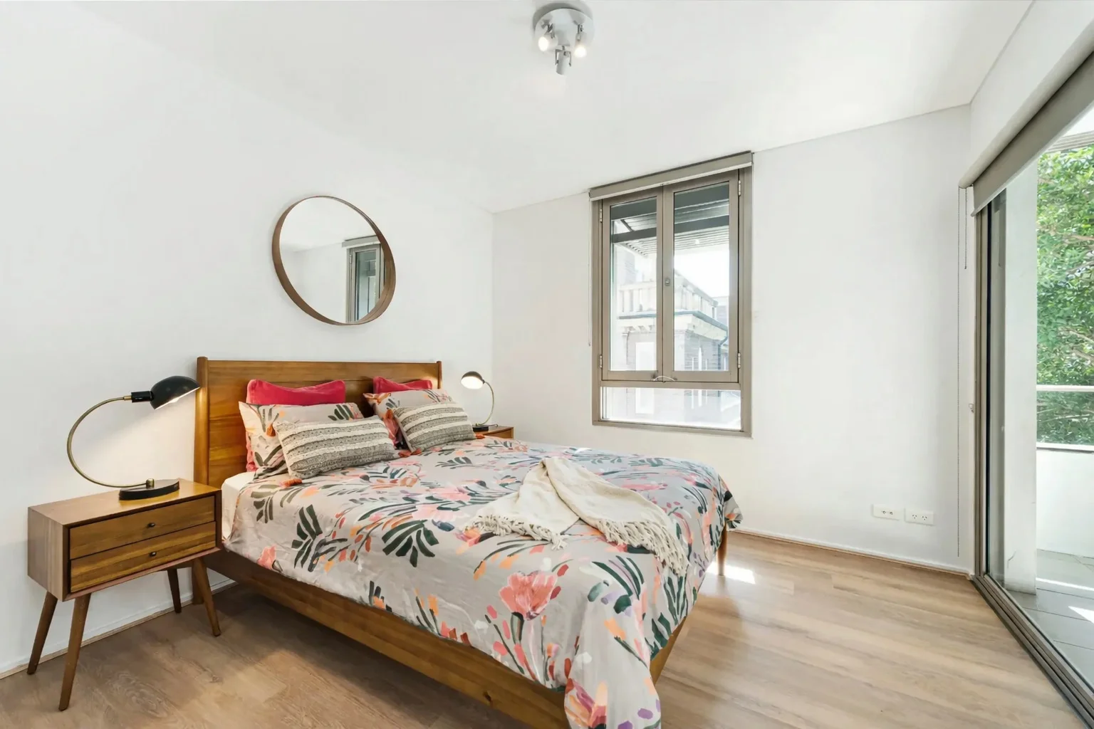 Additional image 4 of 1307/2 Sterling Circuit, Camperdown NSW 2050