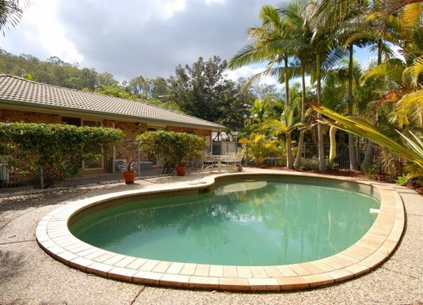 2 Canterbury Place, The Gap QLD 4061