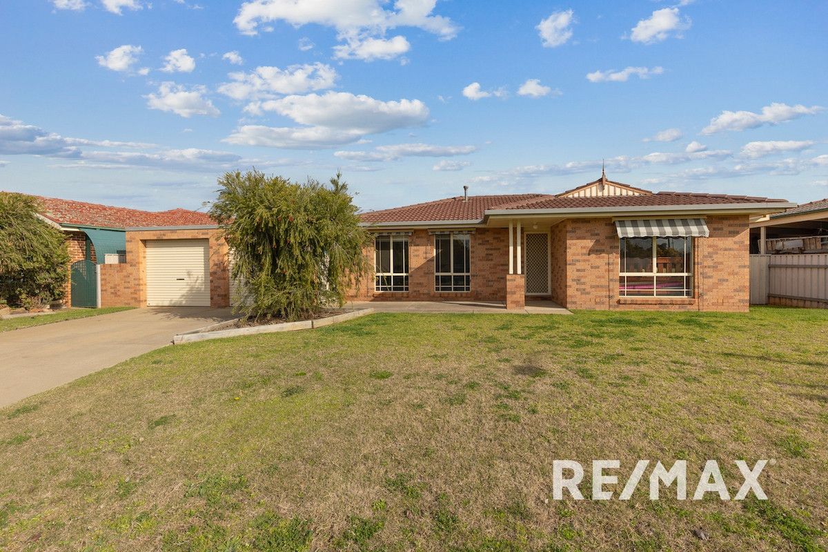 10 Yentoo Drive, Glenfield Park NSW 2650, Image 0