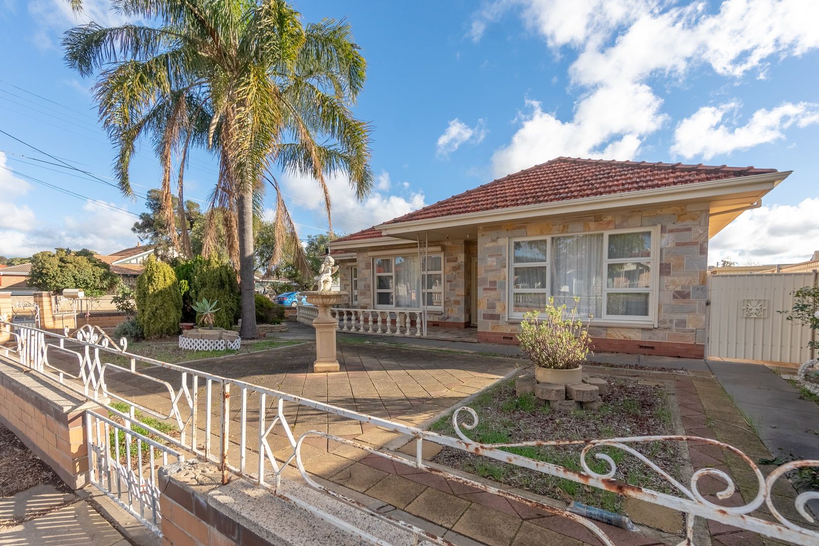 18 Newton Road, Campbelltown SA 5074, Image 2