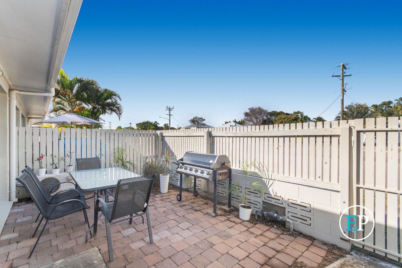 2/43 Hammett Street, Currajong QLD 4812, Image 0