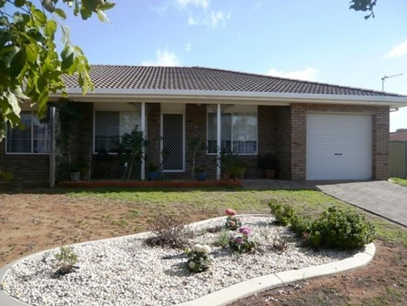 2B Cyril Towers Street, Dubbo NSW 2830