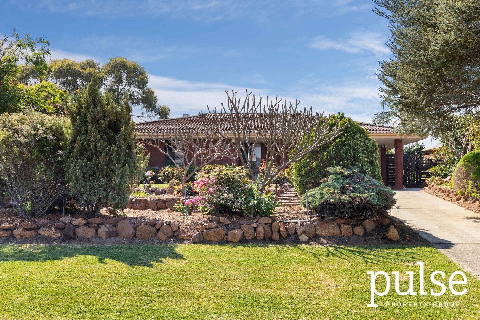 15 Waraker Way, Leeming WA 6149, Image 0