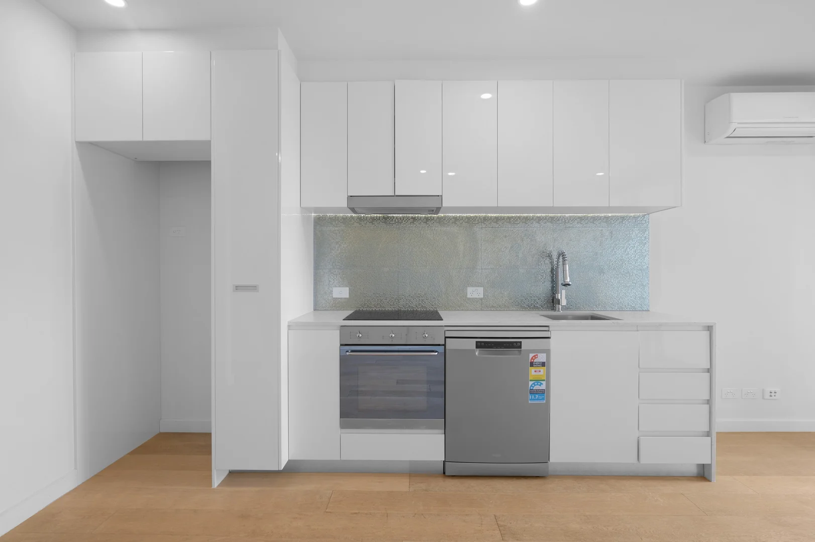 Additional image 4 of 1001/47 Claremont St, South Yarra VIC 3141