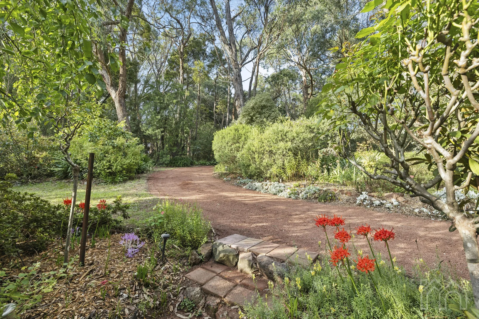 Additional image 17 of 2 Ellandee Crescent, Macedon VIC 3440