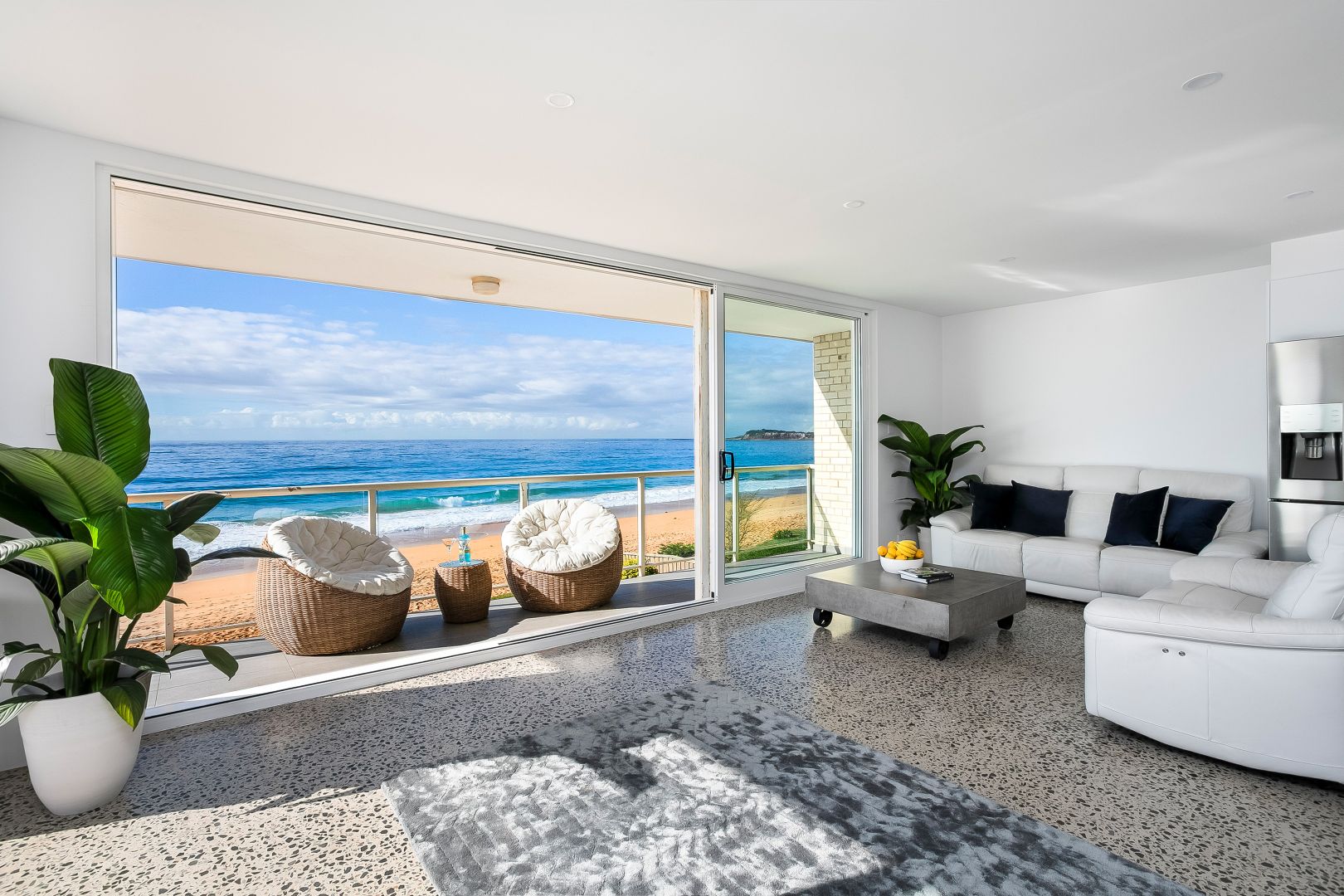 Pittwater Road, Narrabeen NSW 2101 2 beds apartment for Rent, Contact