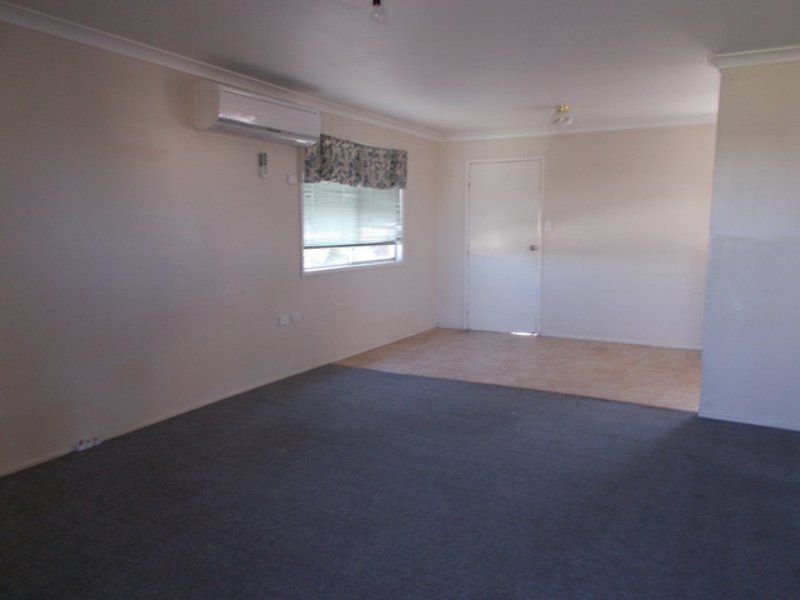 33 Dwyer Street, Gatton QLD 4343, Image 2