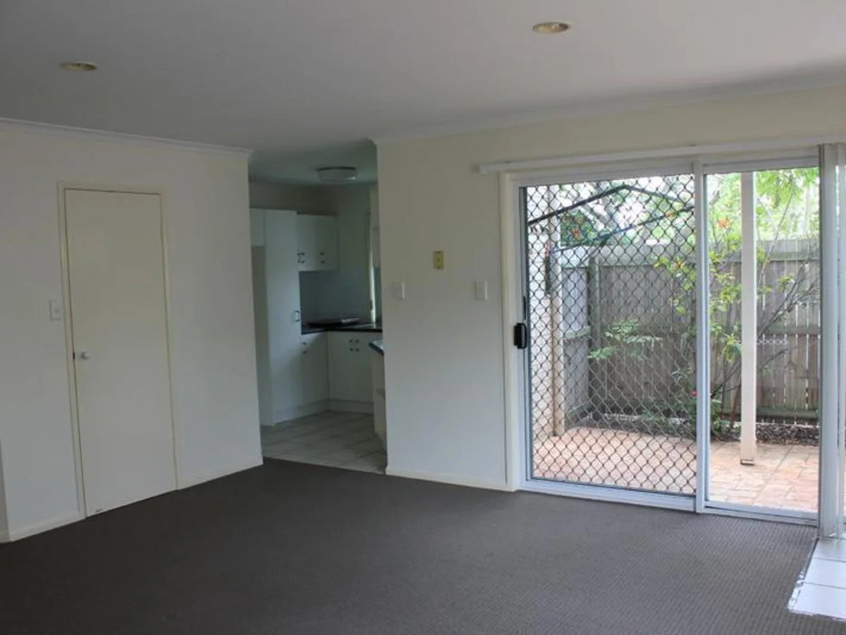 Additional image 3 of 2/8 Grosvenor Street, Yeerongpilly QLD 4105