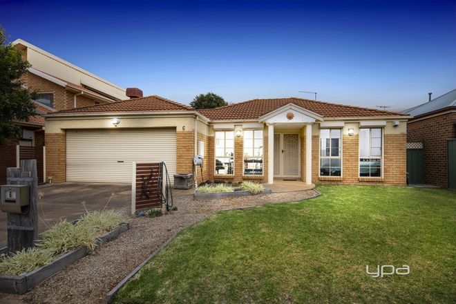 Picture of 6 Malmsbury Place, CAROLINE SPRINGS VIC 3023