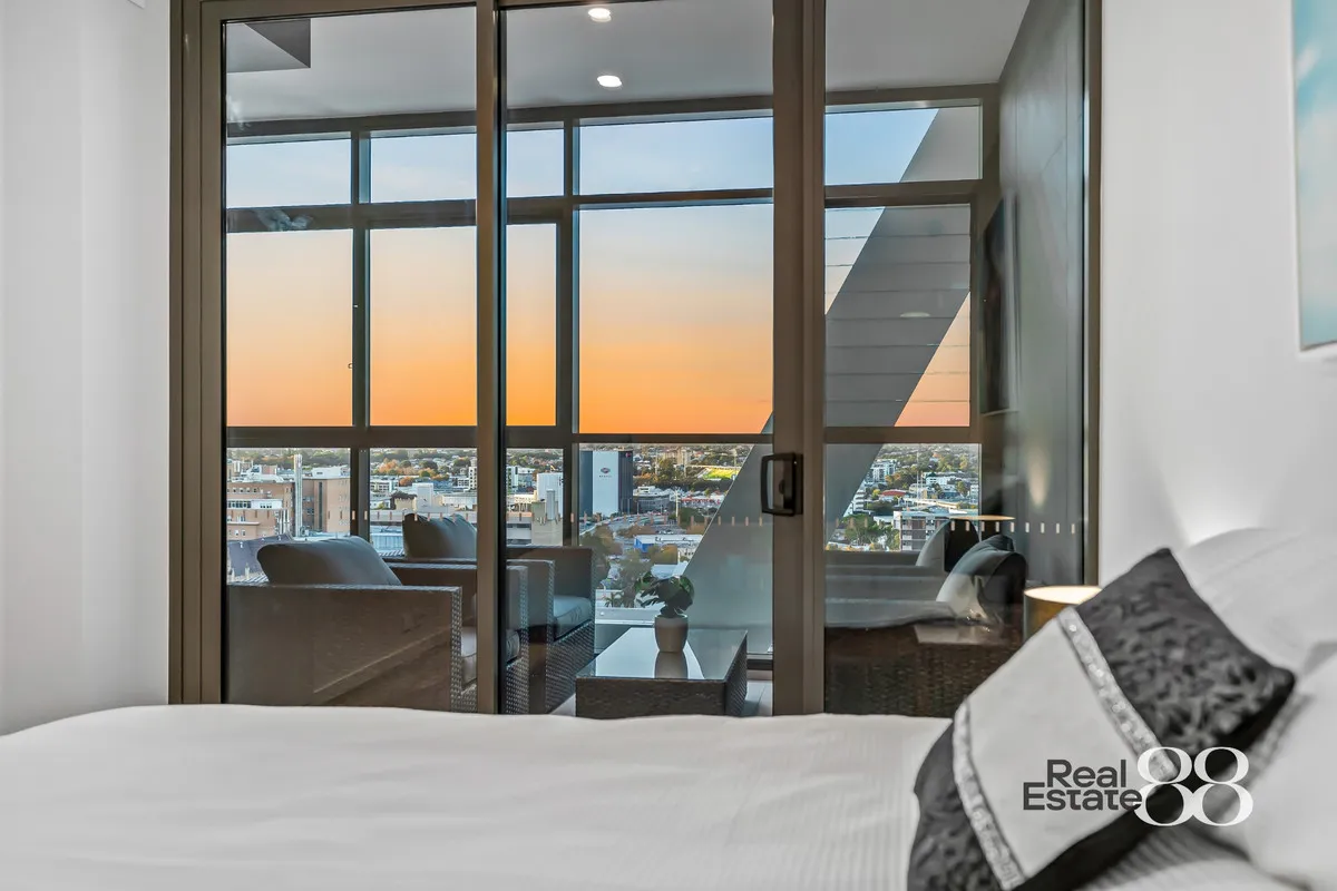 Apartment in Perth - View 2
