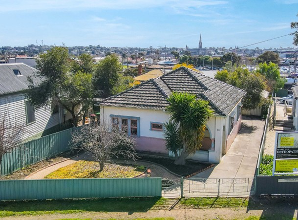 80 Gladstone Street, Quarry Hill VIC 3550