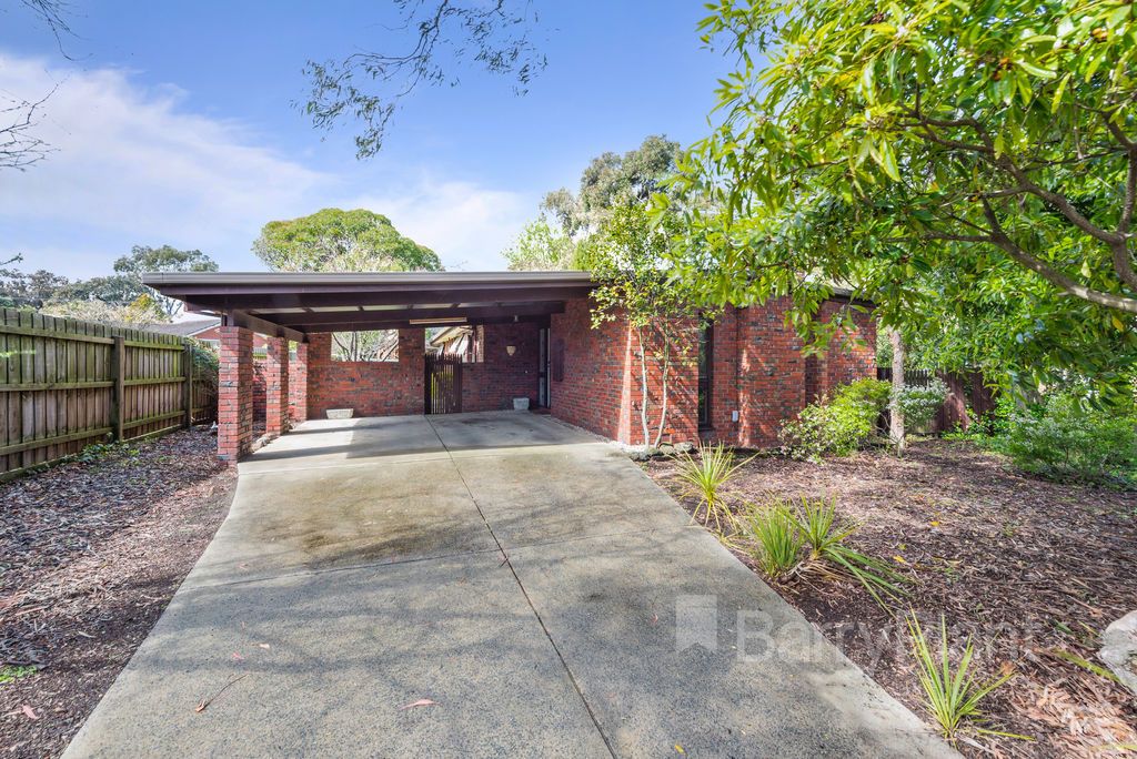 17 Nevana Street, Scoresby VIC 3179, Image 2