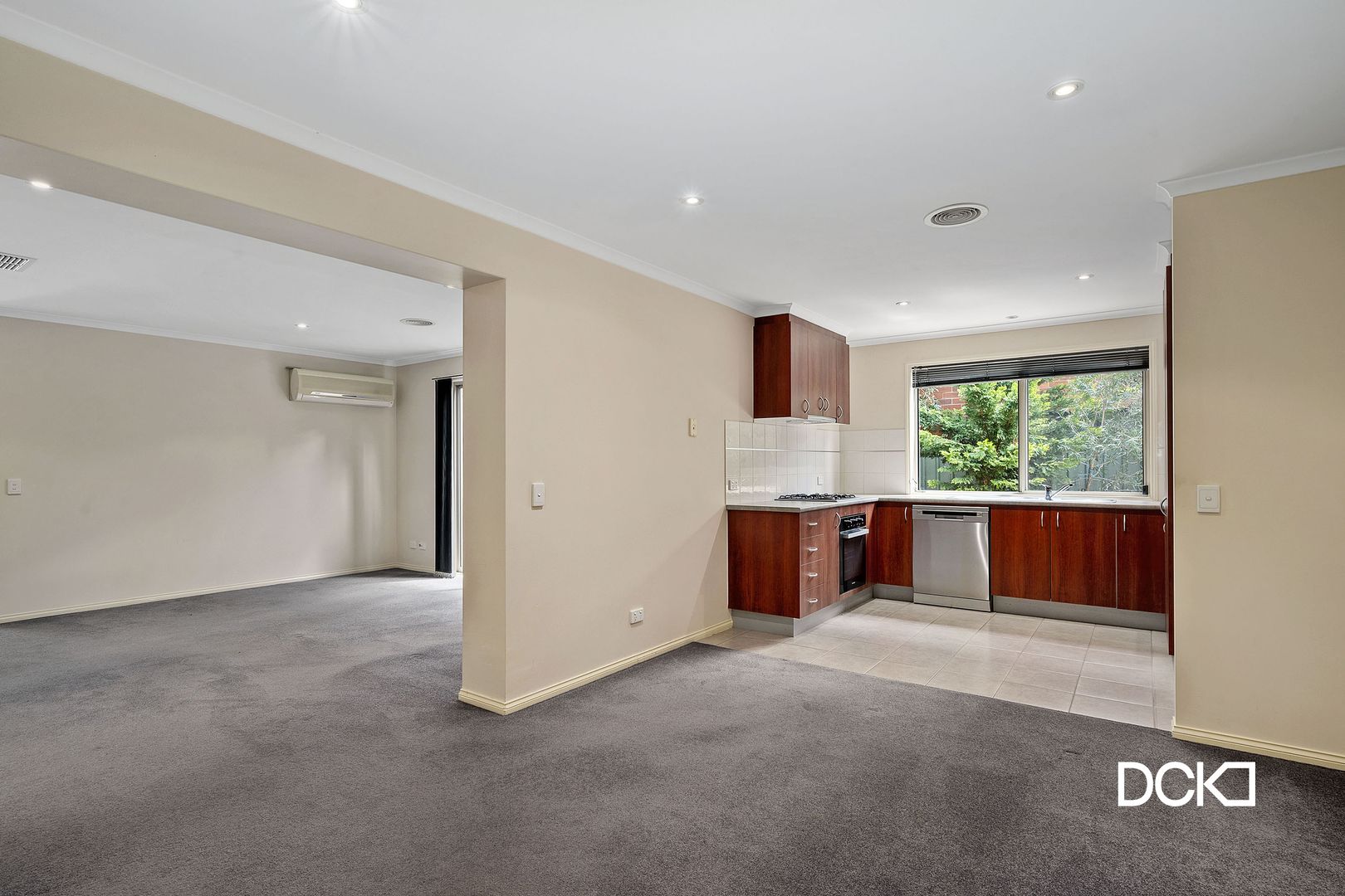 9 Chantelle Court, Kangaroo Flat VIC 3555, Image 2