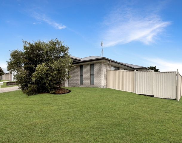 2 Hayden Place, Moura QLD 4718