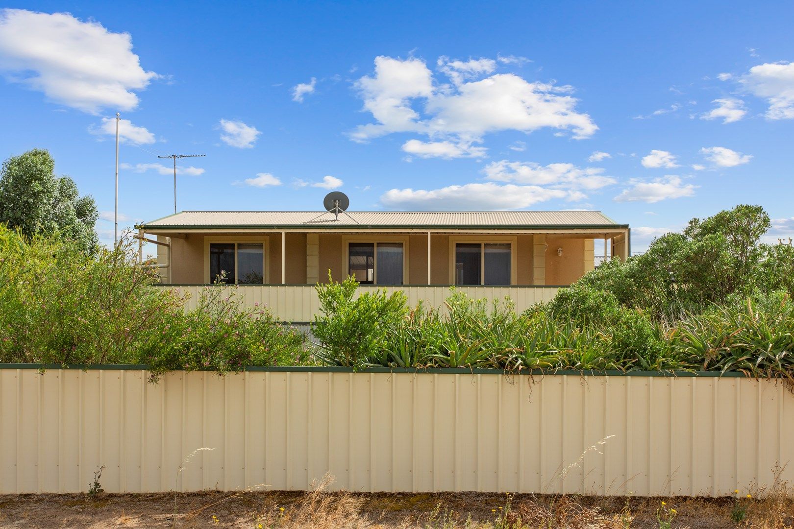 189 The Esplanade, Thompson Beach SA 5501, Image 0