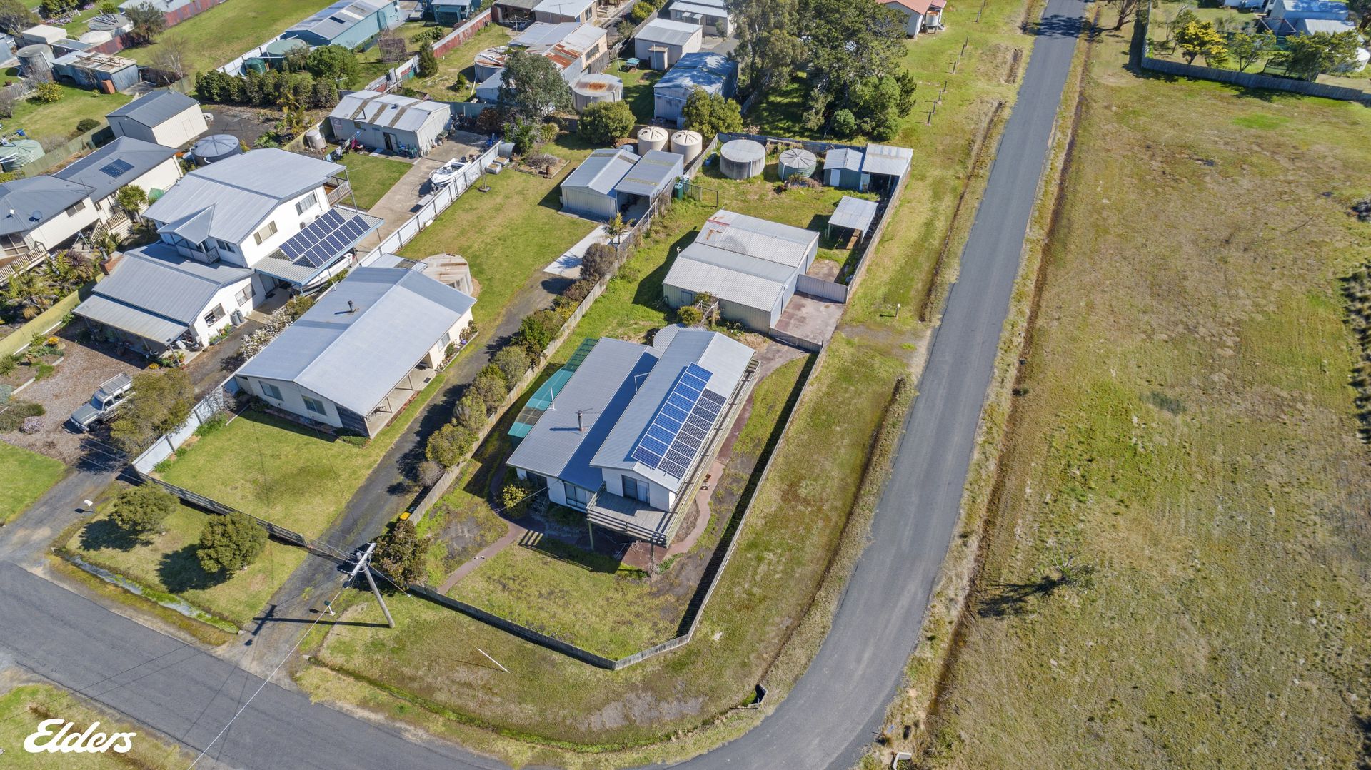 33 SEAWARD STREET, Mcloughlins Beach VIC 3874, Image 1