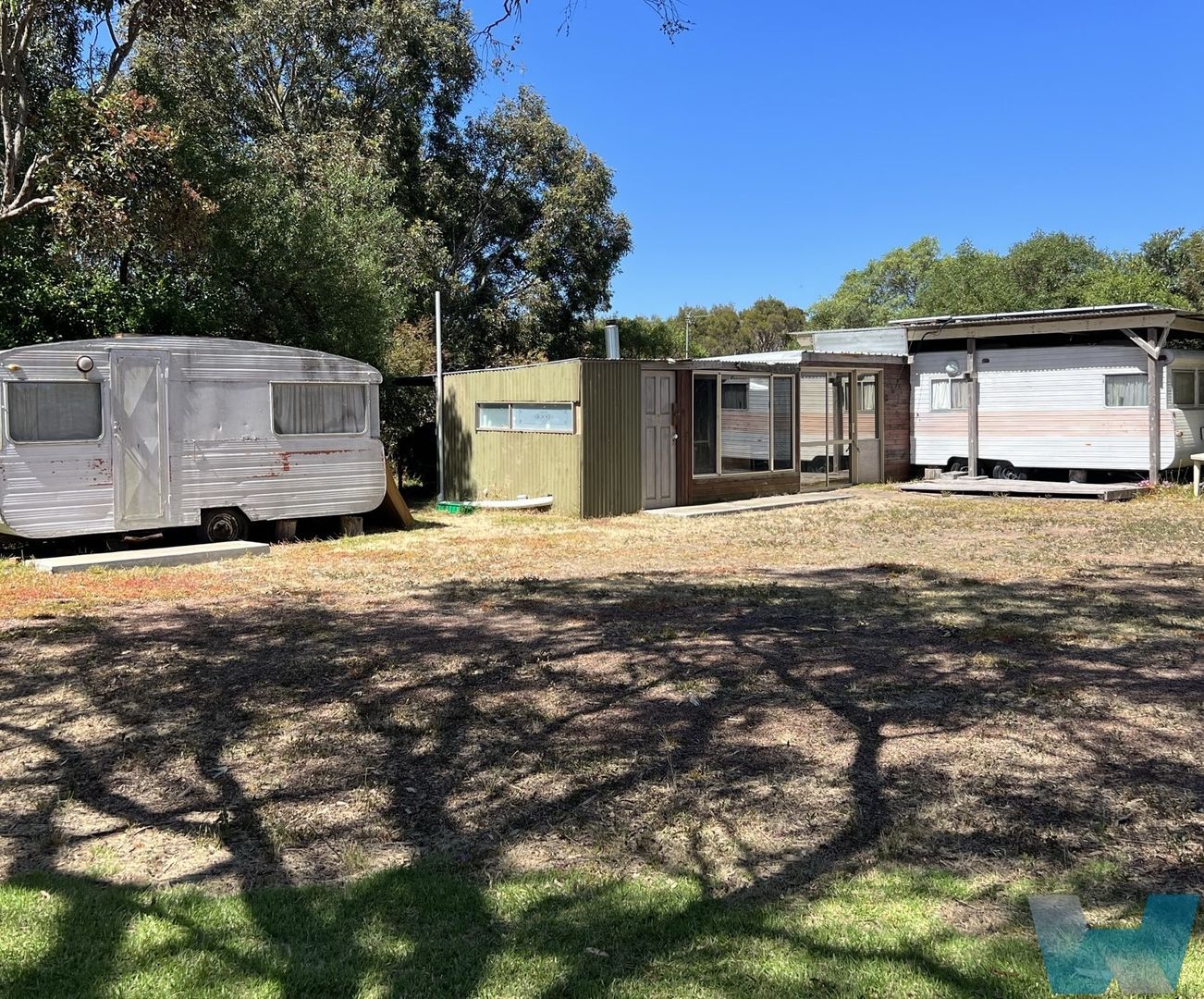 5 Douglas Avenue, Hollands Landing VIC 3862, Image 2