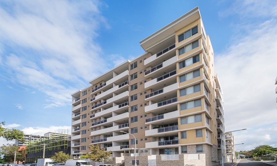 2 bedrooms Apartment / Unit / Flat in 601/23 Gertrude Street WOLLI CREEK NSW, 2205