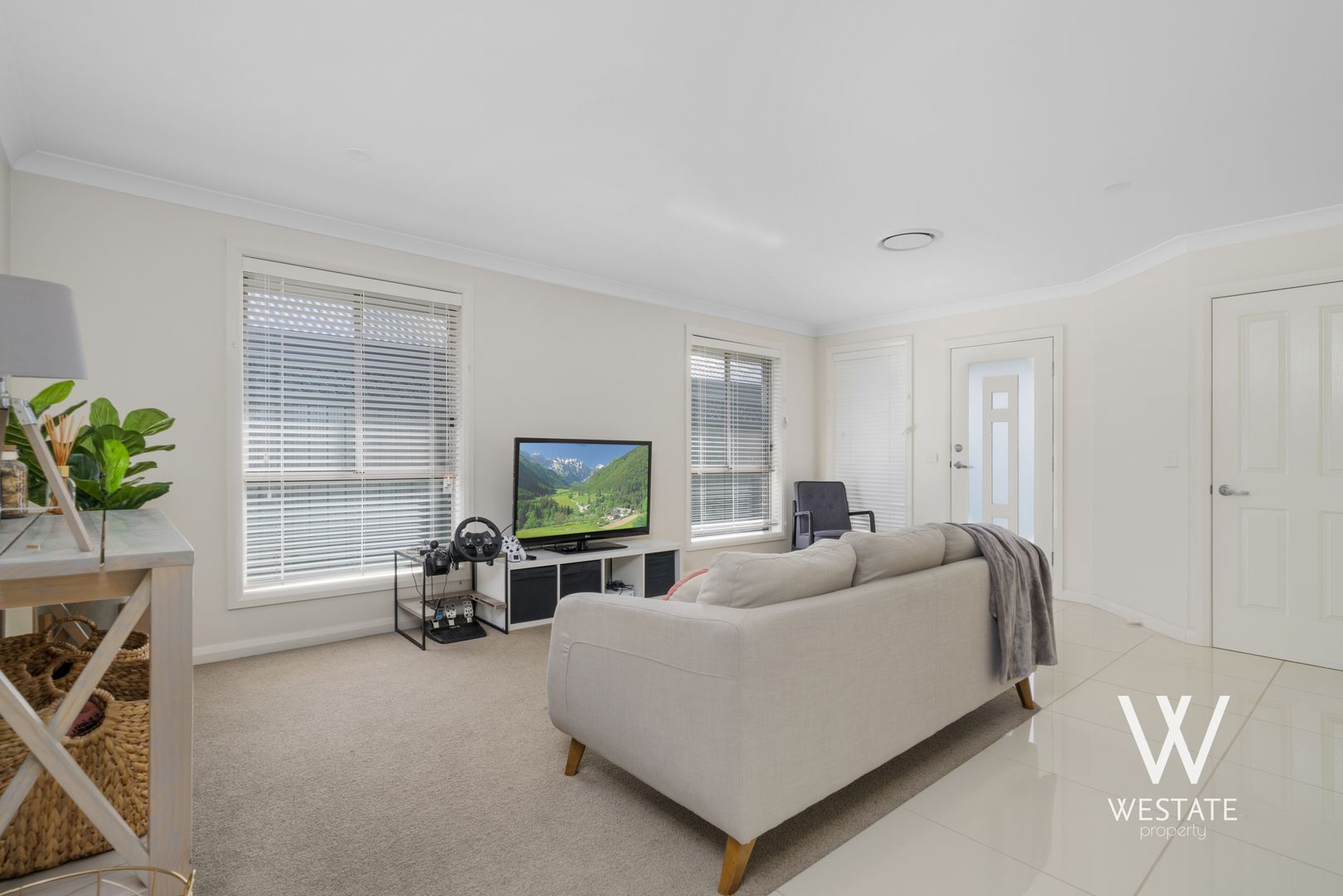 31a Freeman Circuit, Llanarth NSW 2795, Image 2