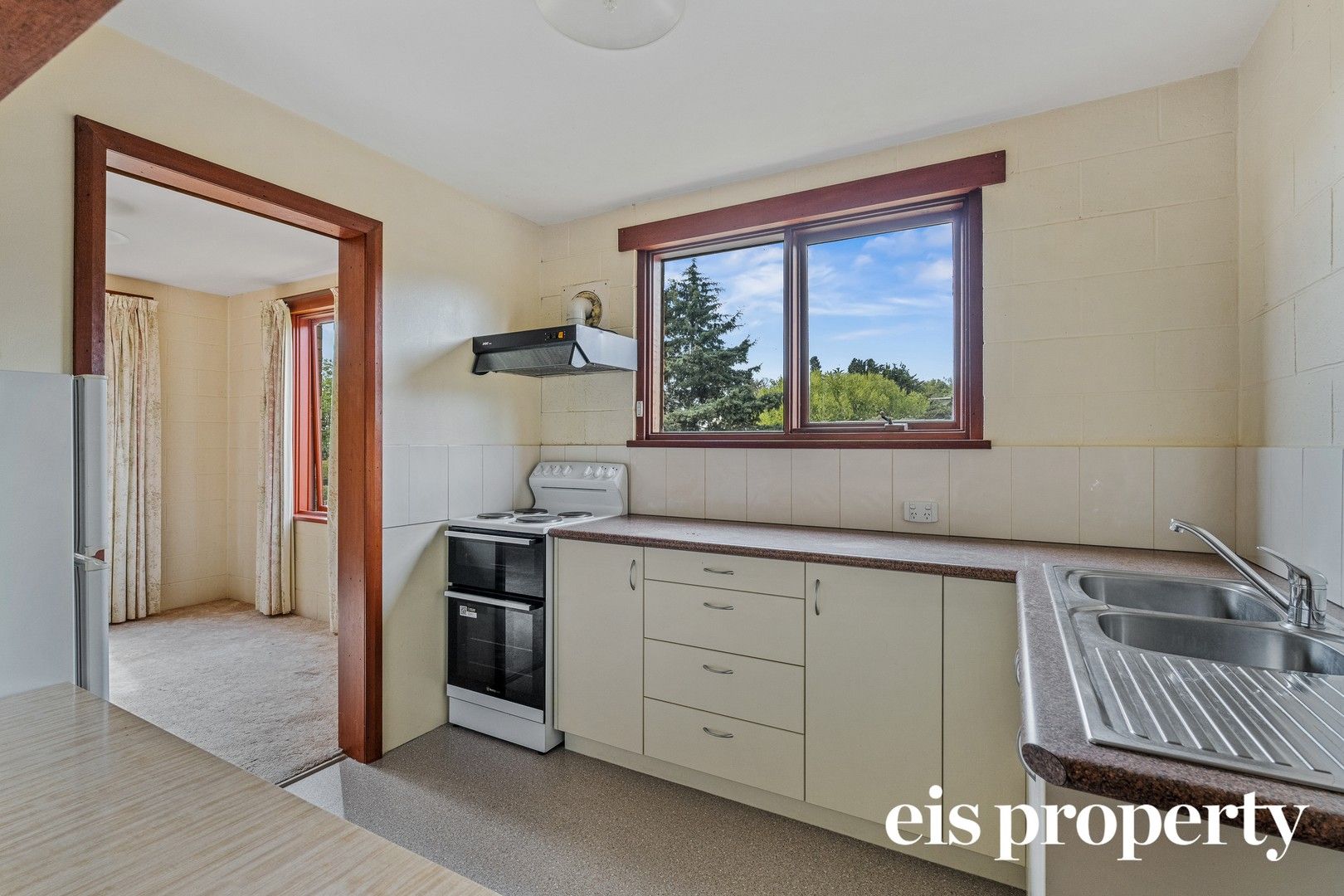 2/4 Evelyn Crescent, Sandy Bay TAS 7005 Apartment For Rent 450