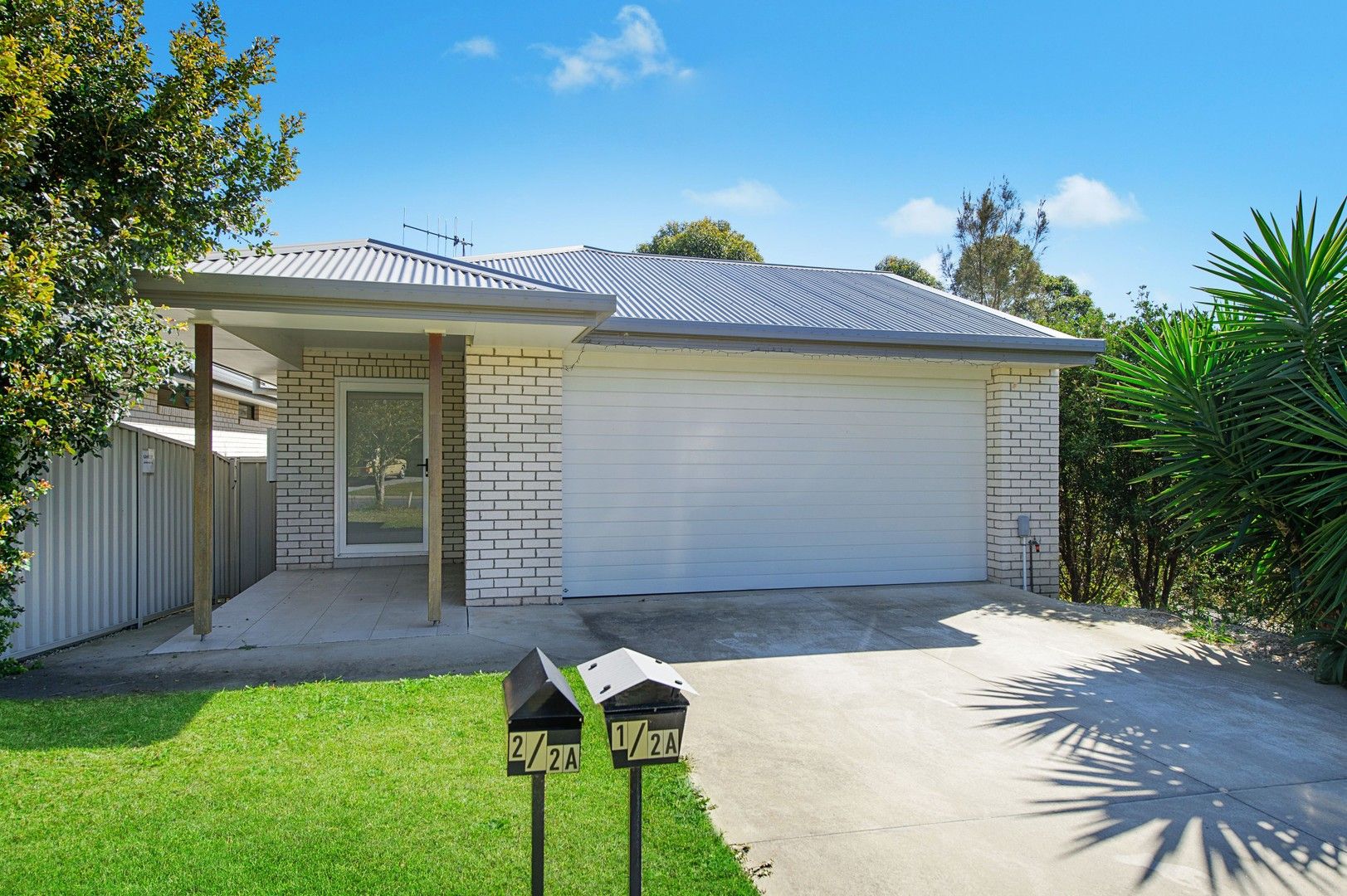 2 bedrooms Apartment / Unit / Flat in 2A/2A Dryandra Place PORT MACQUARIE NSW, 2444
