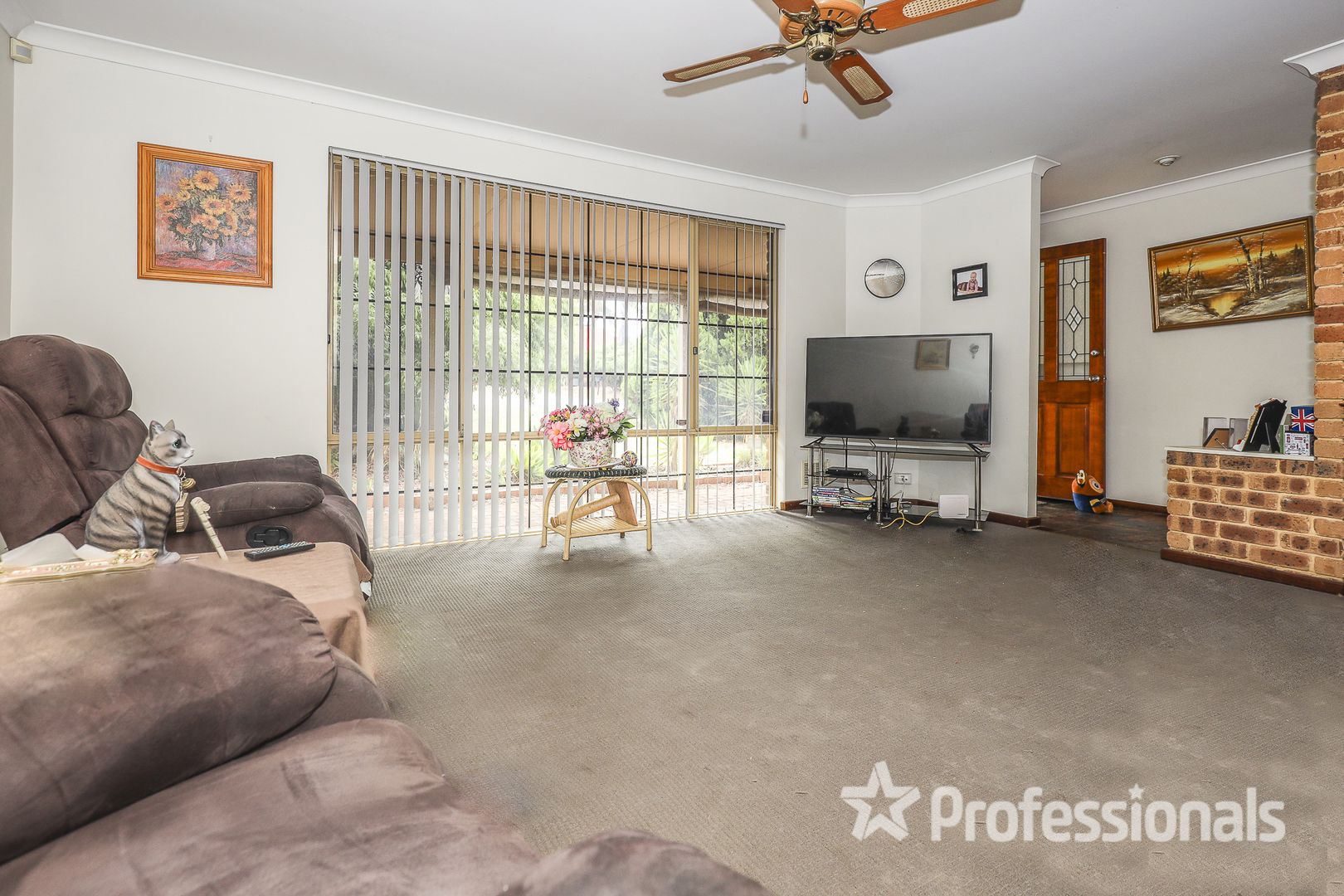 24 Leicester Square, Alexander Heights WA 6064, Image 1