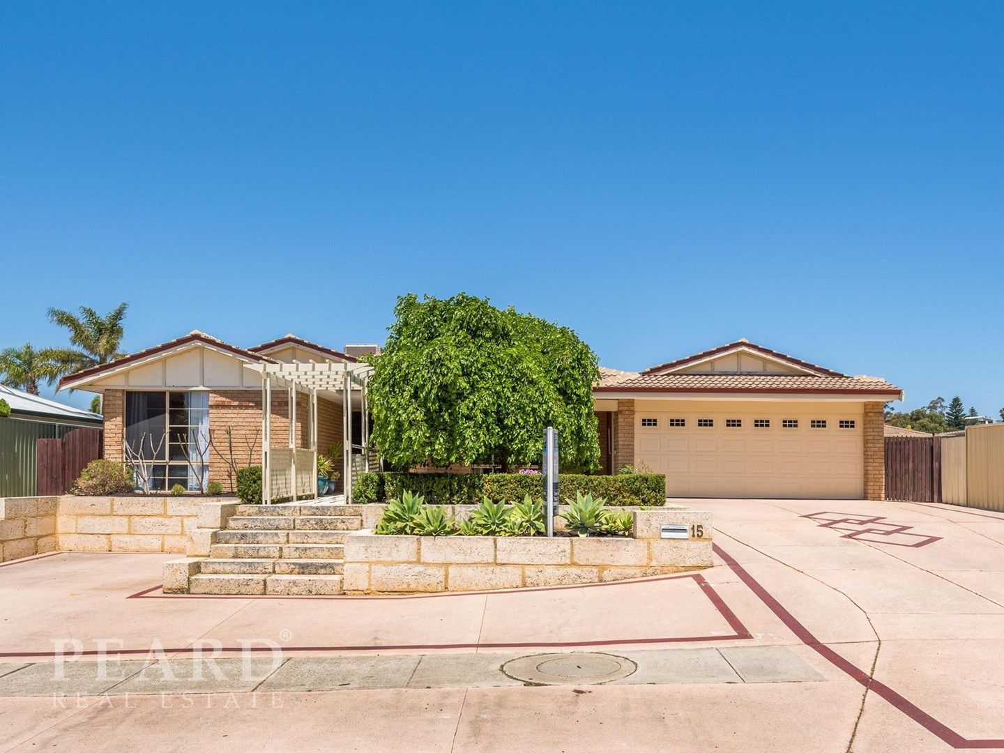 15 Regatta Drive, Edgewate Property History & Address Research Domain