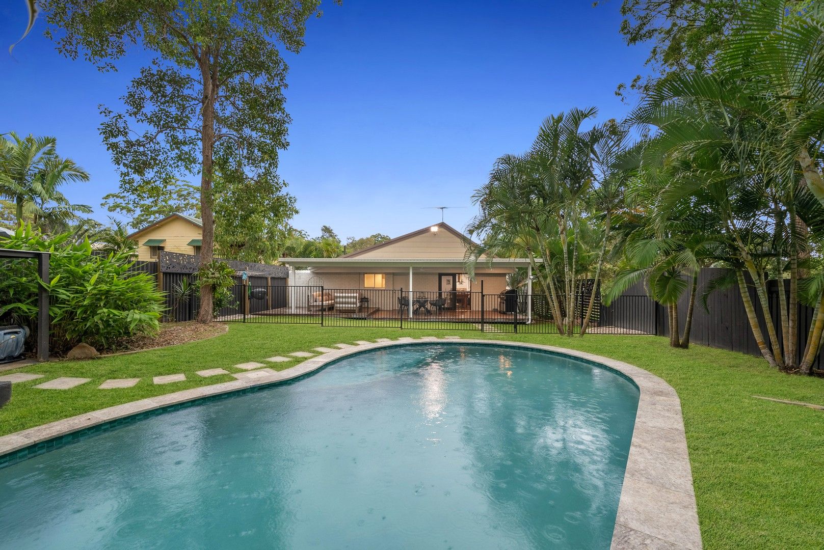 4 bedrooms House in 47 Pikett Street CLONTARF QLD, 4019