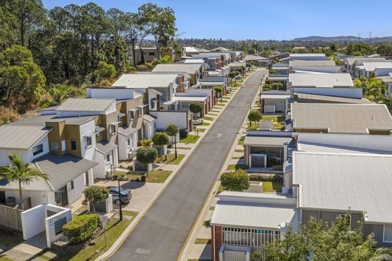 3 bedrooms Townhouse in 82/37 Slobodian ave EIGHT MILE PLAINS QLD, 4113