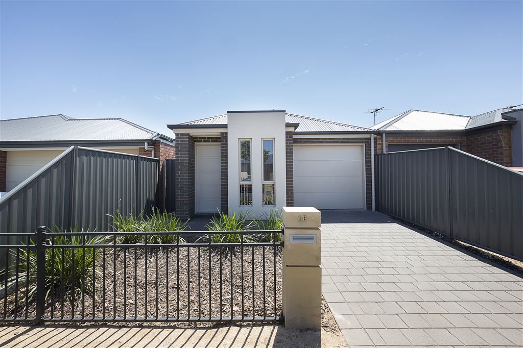 16 Torrens Street, Andrews Farm SA 5114, Image 0