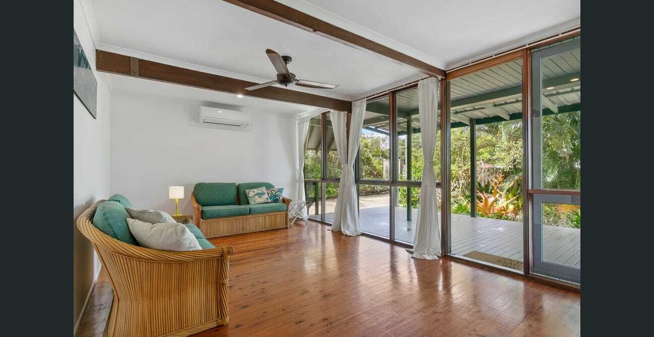 3 bedrooms House in 9 Columbus Ct SUNRISE BEACH QLD, 4567