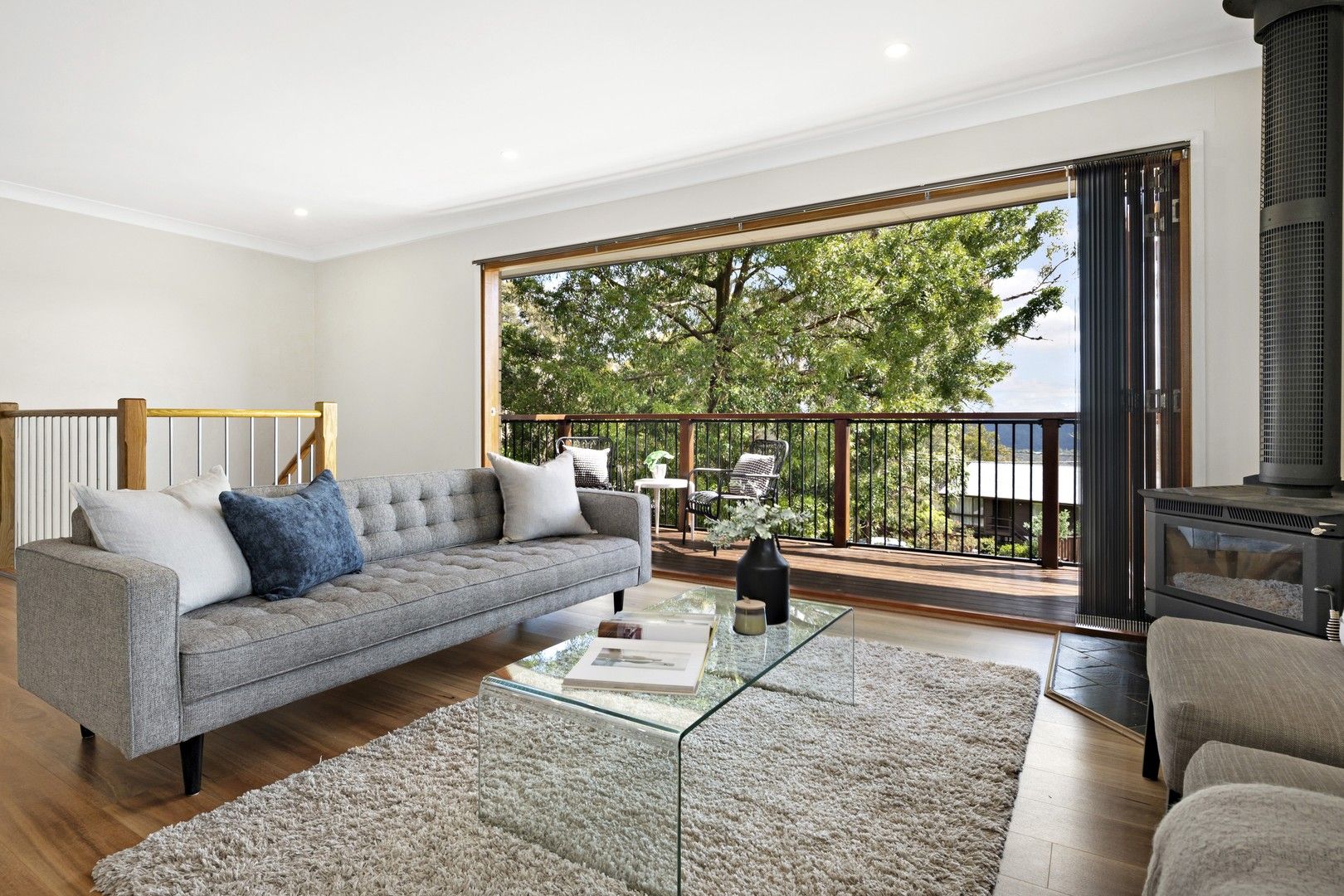 8 bedrooms House in 10 Bulah Close BEROWRA HEIGHTS NSW, 2082