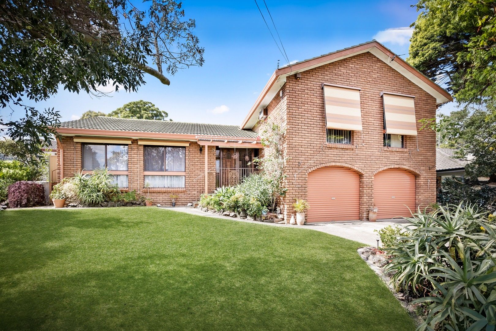 8 Templeton Crescent, Baulkham Hills NSW 2153, Image 0