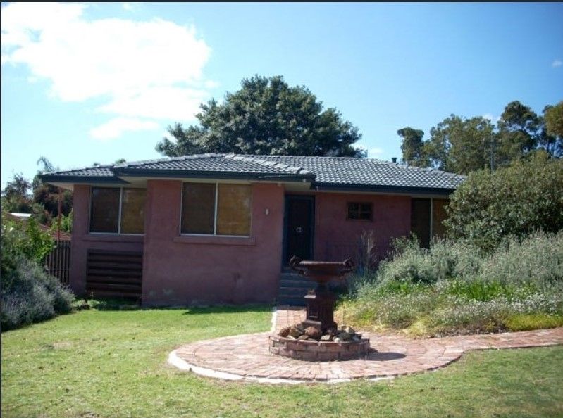 3 bedrooms House in 17 Noel Street HELENA VALLEY WA, 6056