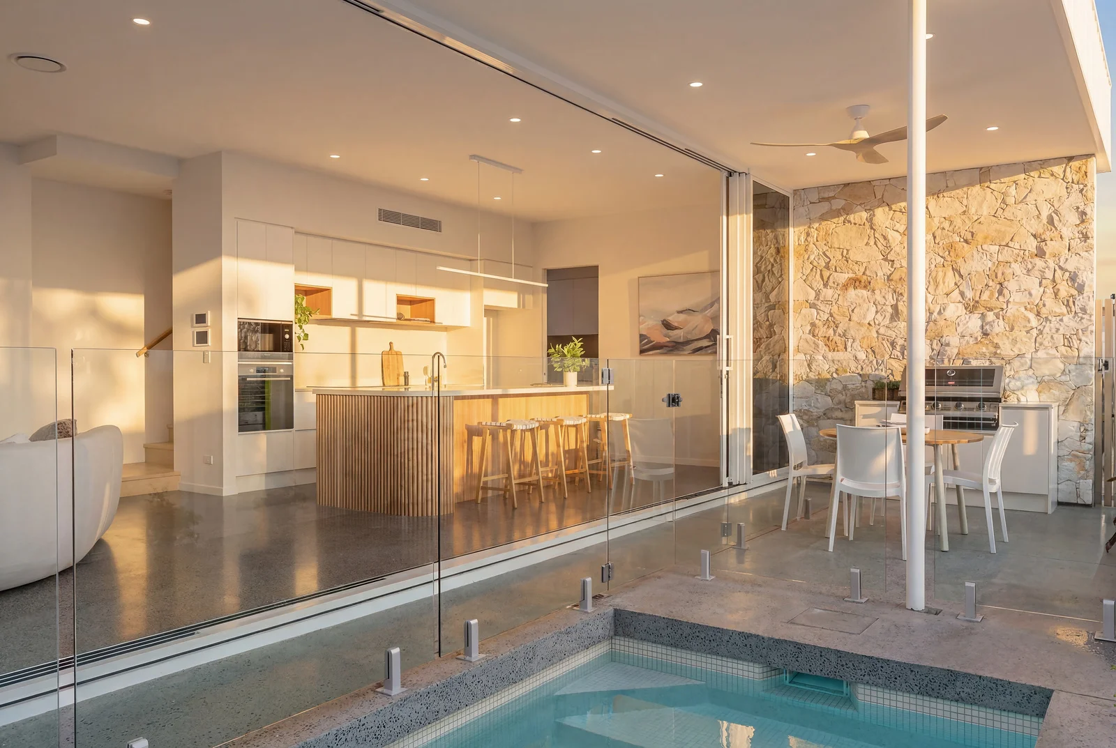 17 Third Ave, Palm Beach QLD 4221