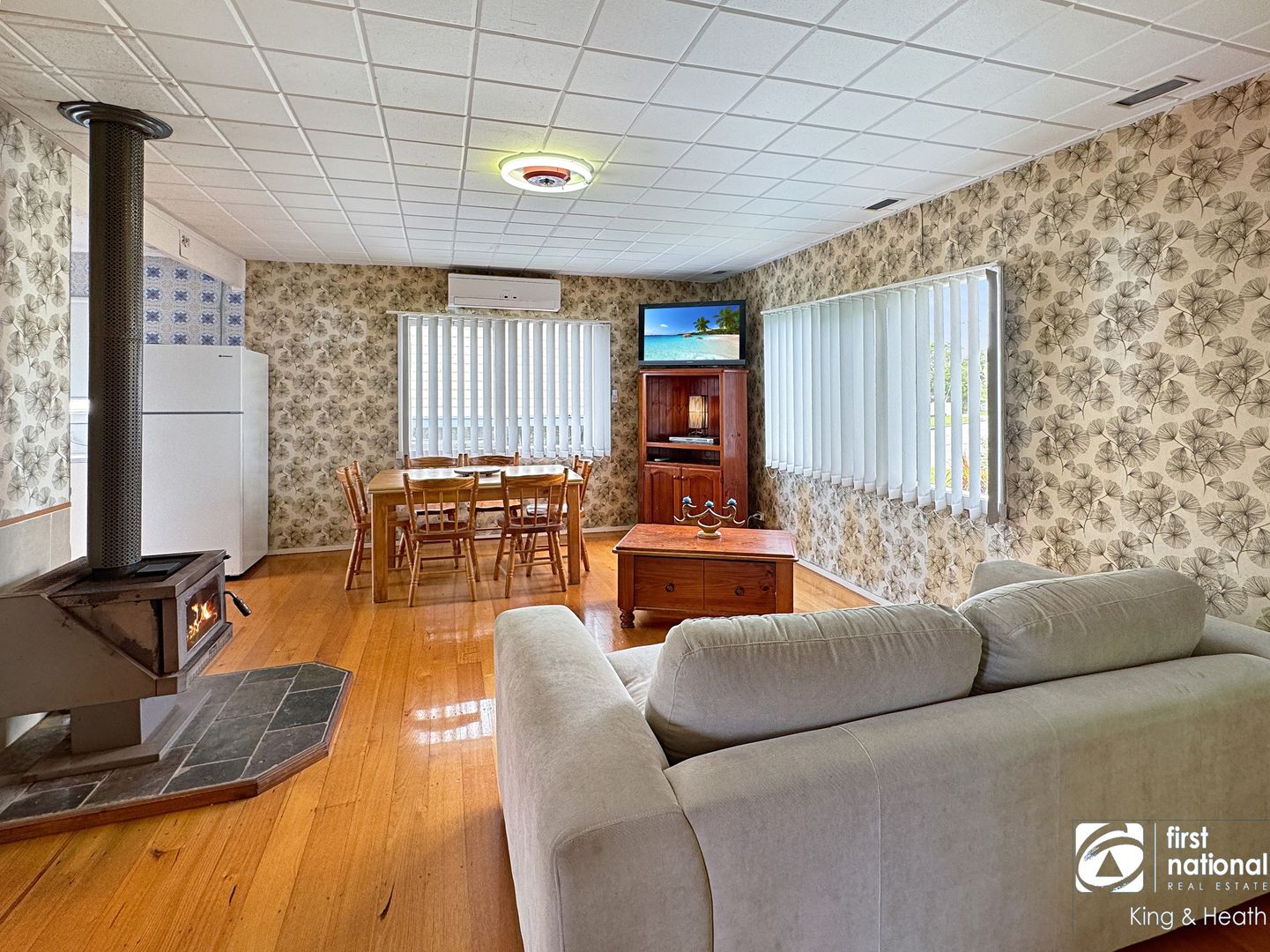 9 Outlook Drive, Lake Tyers Beach VIC 3909 Domain