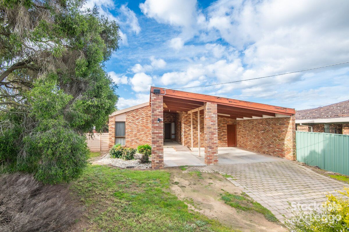 5 bedrooms House in 1 Clarence Street SHEPPARTON VIC, 3630