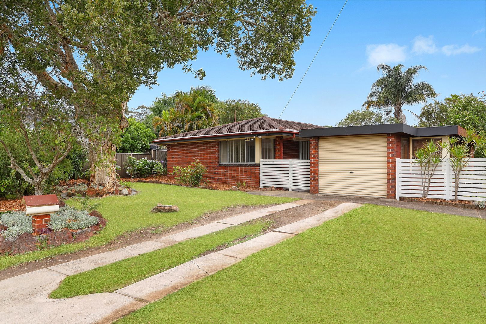 6 Shore View Close, Point Clare NSW 2250, Image 2