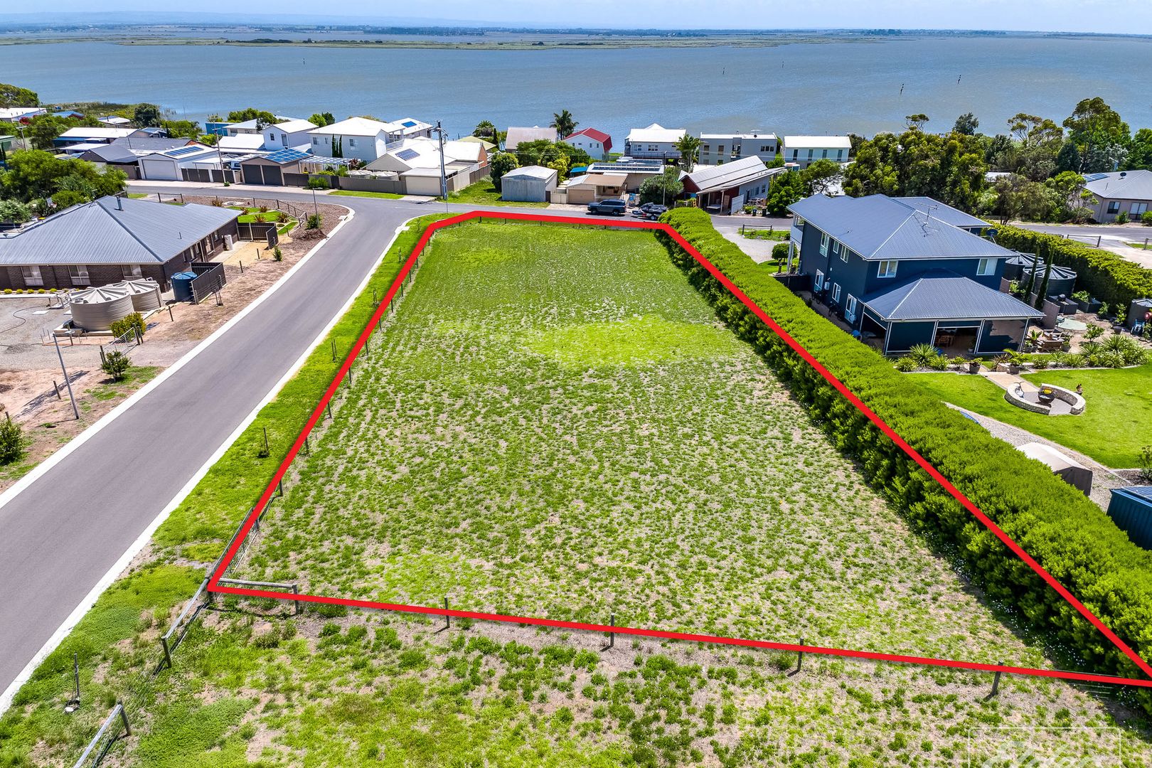 5 Sidney Parade, Hindmarsh Island SA 5214, Image 2