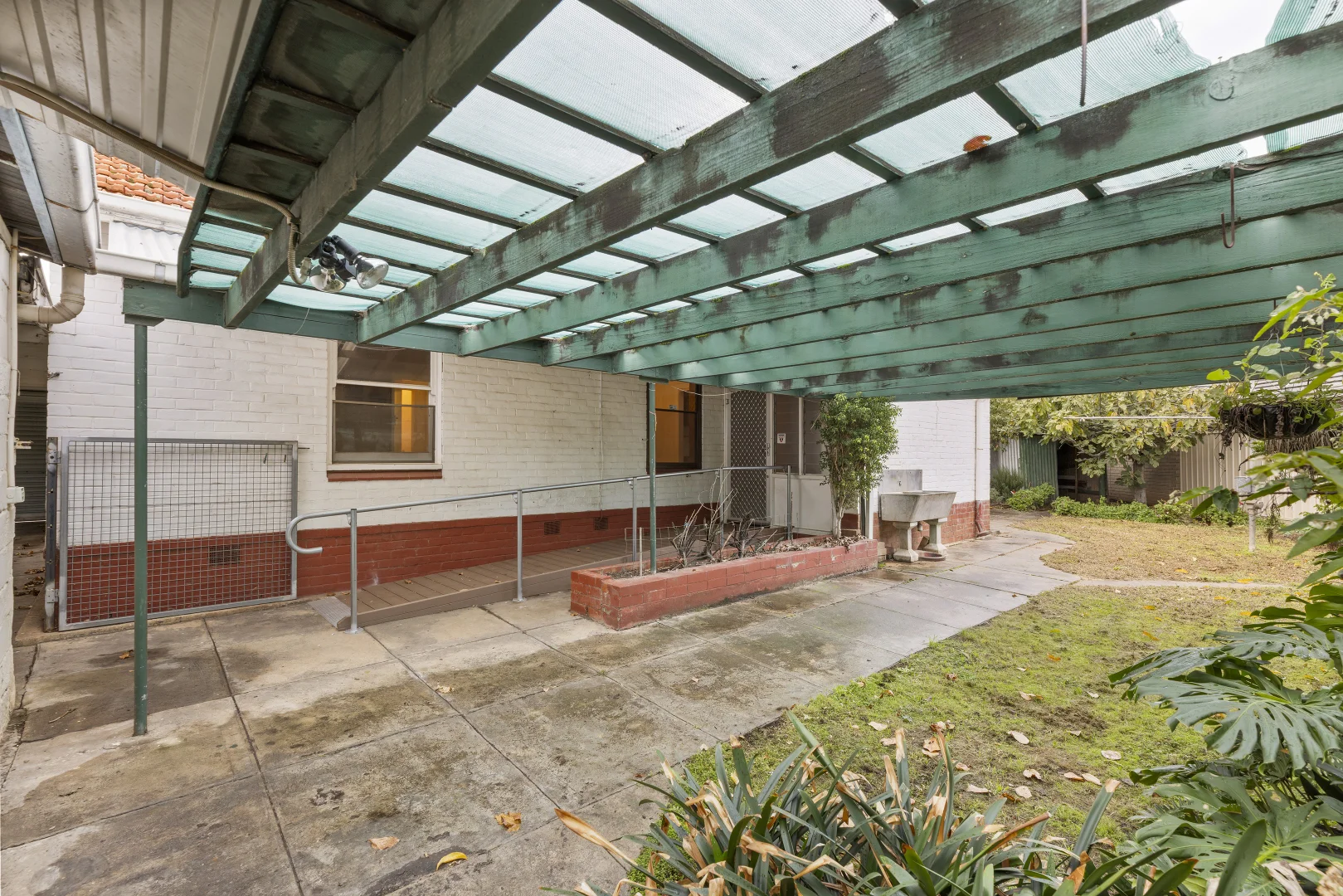 Image 10