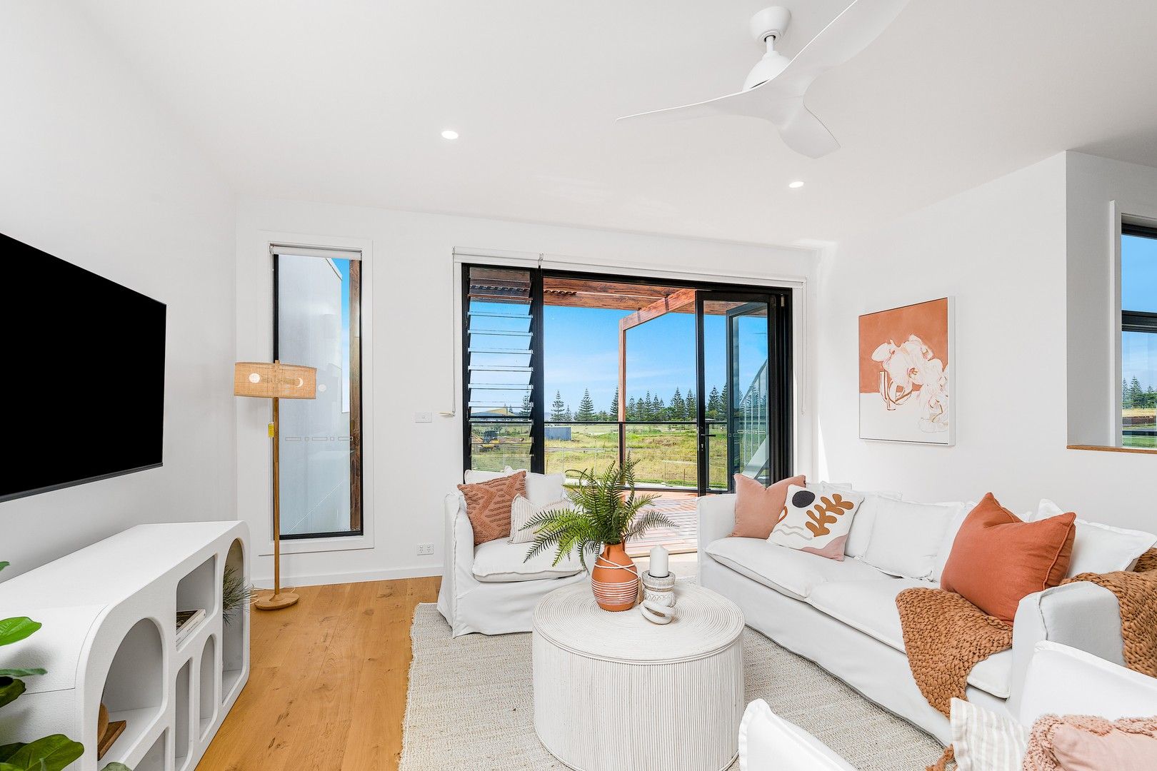 4 bedrooms Townhouse in 22 Aureus Boulevard SKENNARS HEAD NSW, 2478