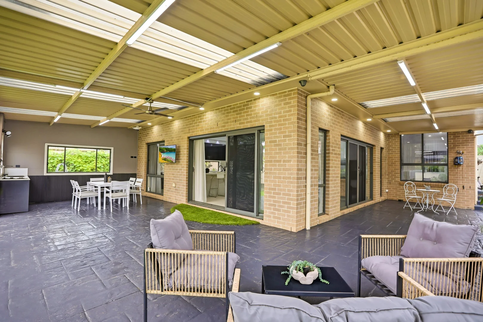 Additional image 16 of 36 laura st, Merrylands NSW 2160