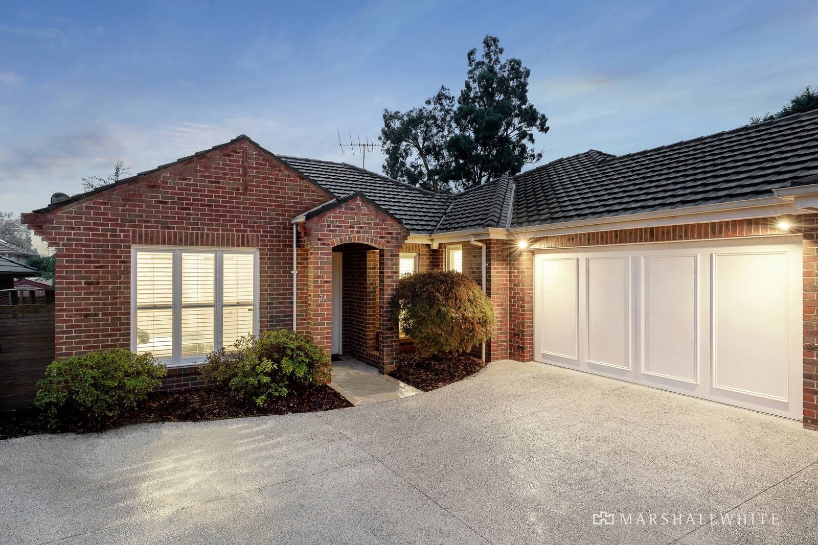 2/7 St Georges Crescent, Ashburton VIC 3147, Image 0